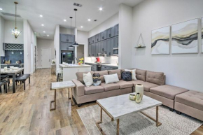 Modern Home with Yard 2 Mi to Downtown Houston!